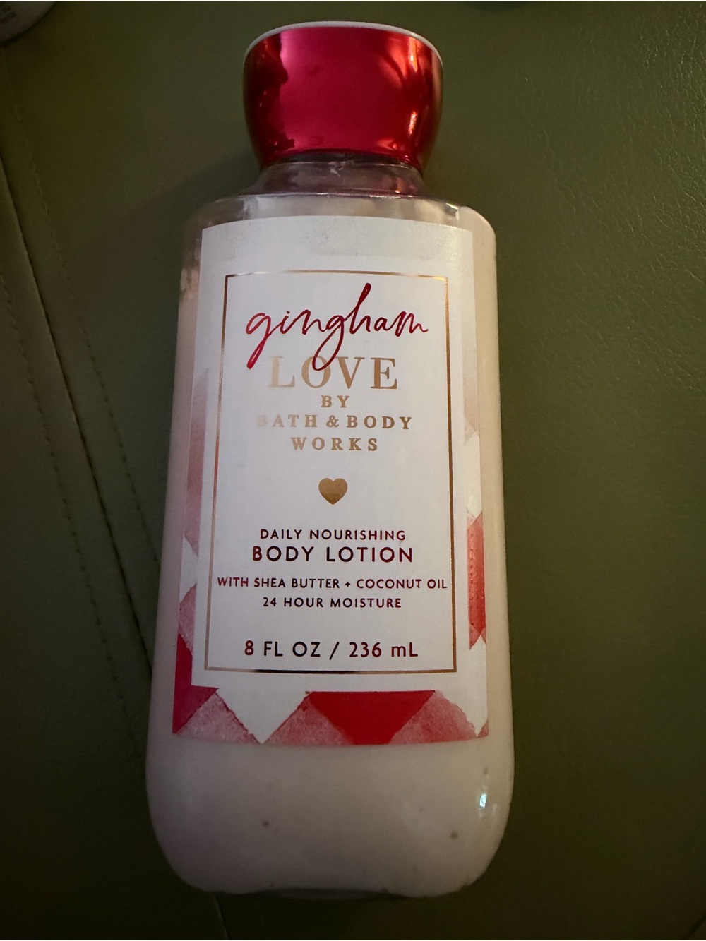 Bath & Body Works Gingham Love
Body Lotion
This scent has been discontinued
